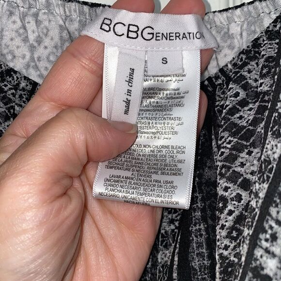 BCBGeneration Black & White Handkerchief Romper - Picture 5 of 5